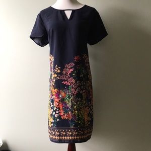 Floral shift dress
